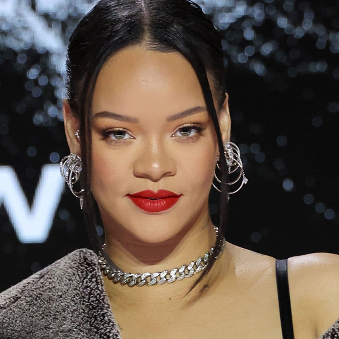 Ya puedes comprar los polvos matificantes favoritos de Rihanna