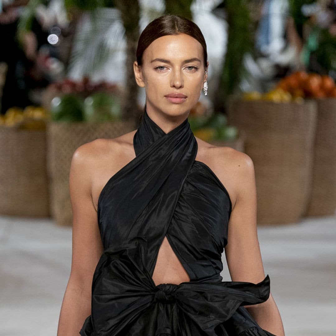 Irina Shayk cierra el último desfile de Oscar de la Renta inspirado en la República Dominicana