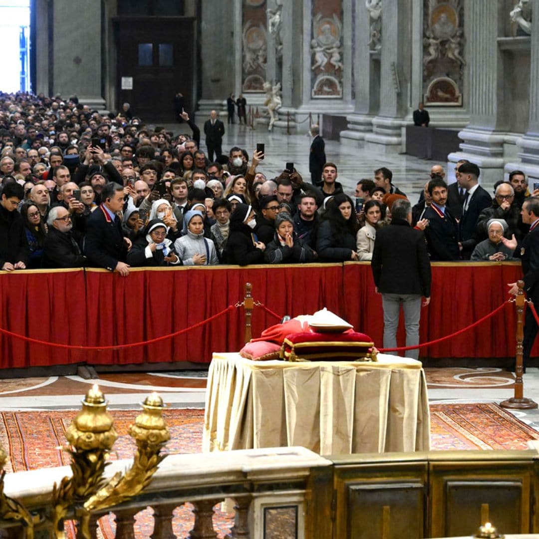 Así será el solemne funeral de Benedicto XVI