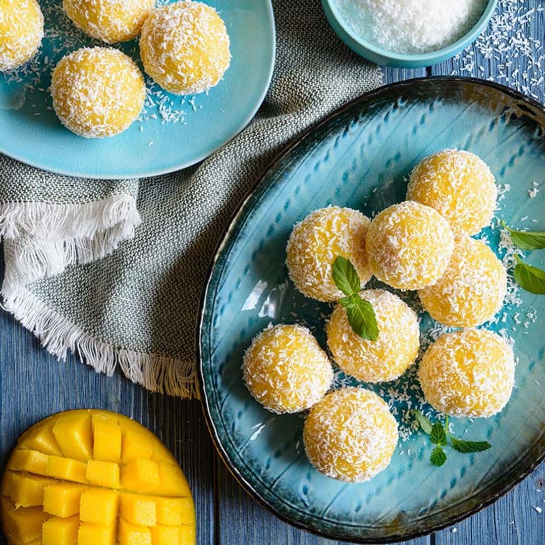 Trufas de coco y mango con leche condensada