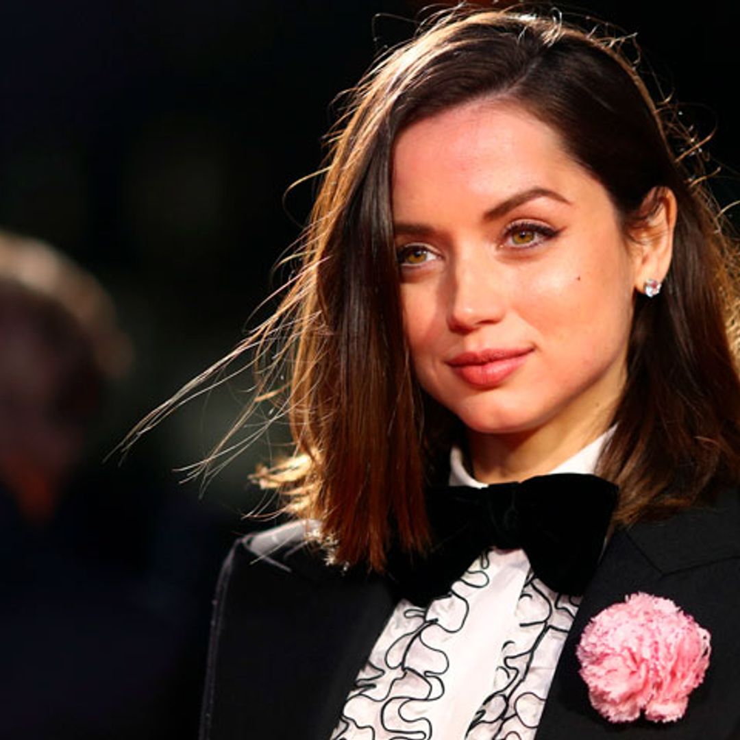 Ana de Armas, una poderosa 'chica Bond' que reinventa el esmoquin