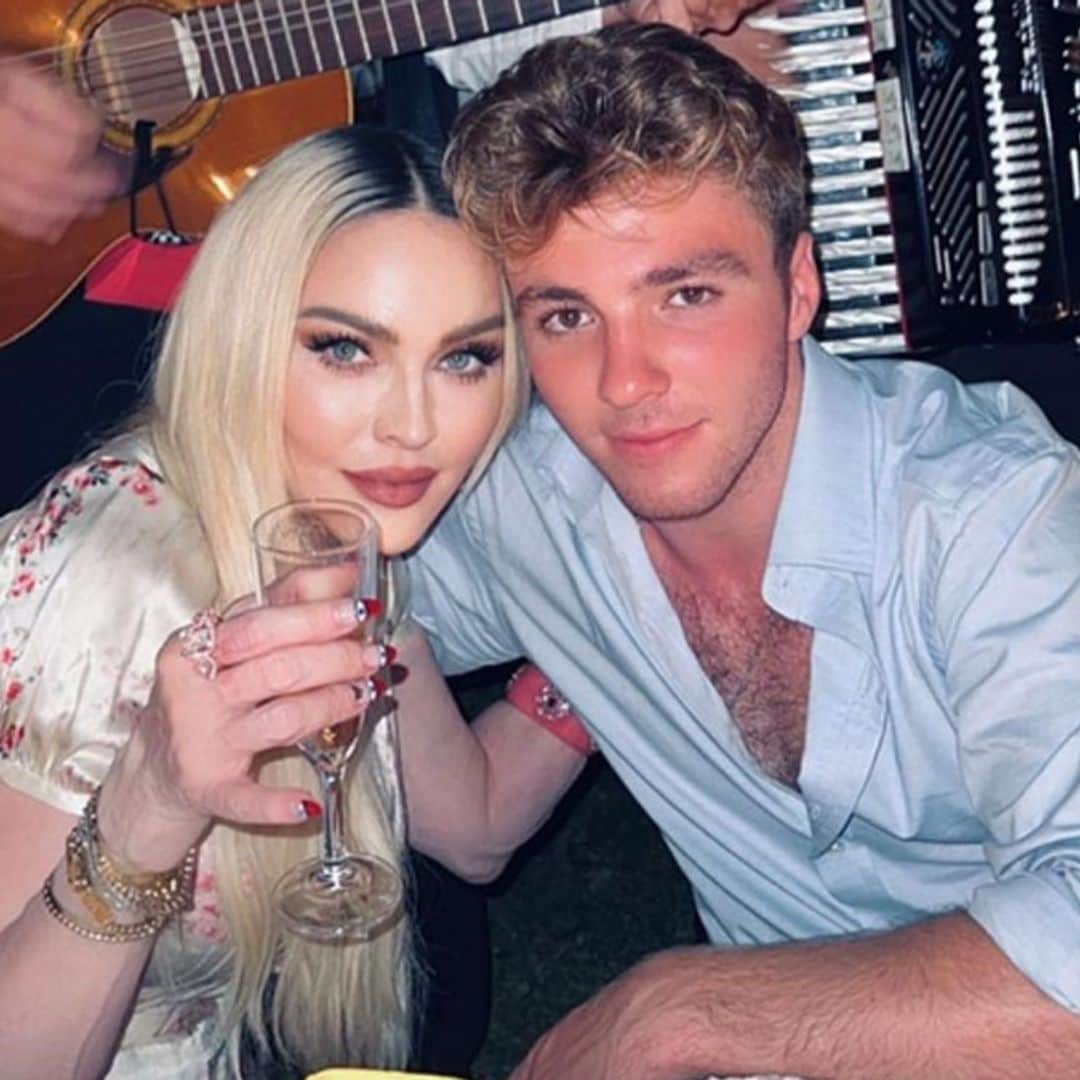 Rocco, el hijo de Madonna, celebra su 22 cumpleaños y ¡es un clon de su padre, Guy Ritchie!