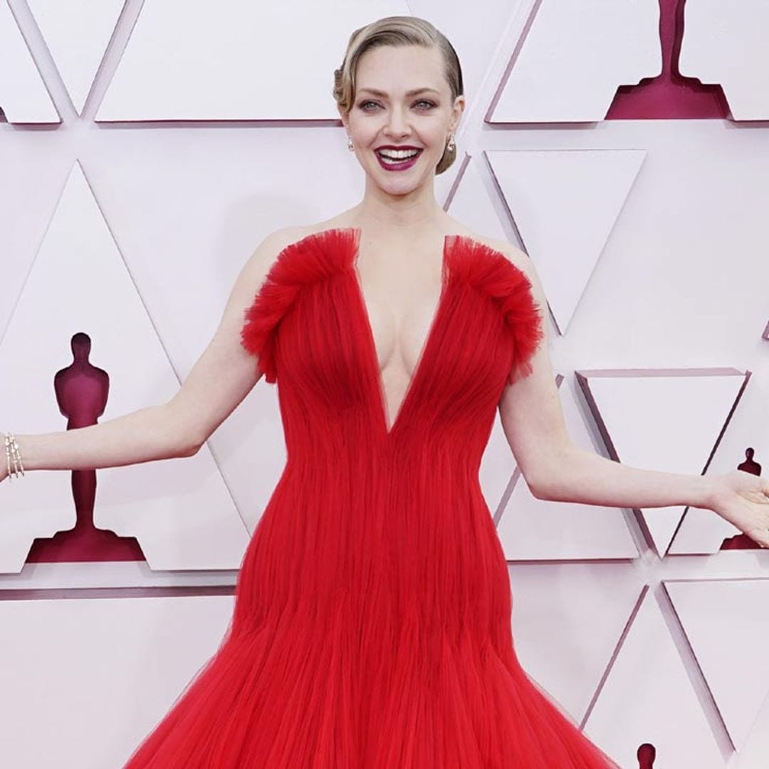 Amanda Seyfried arriesga y gana con el vestidazo de tul que no esperábamos