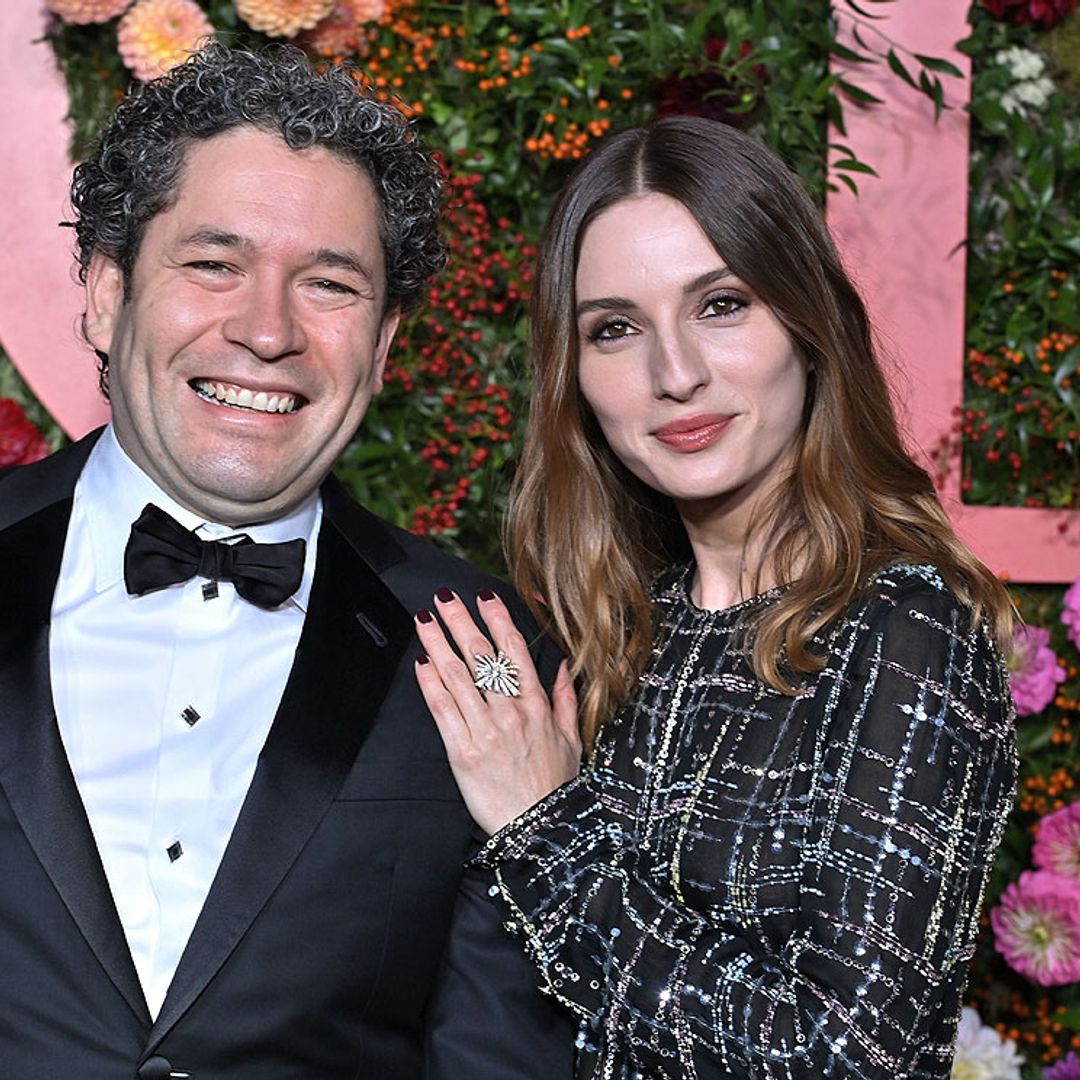 María Valverde se muestra orgullosa de su marido, Gustavo Dudamel, en uno de sus días más importantes