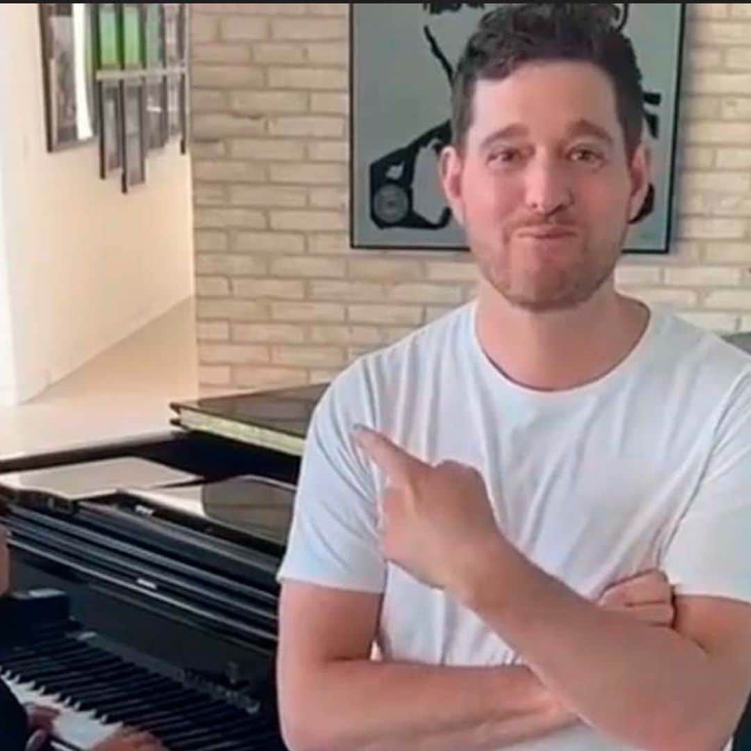 Michael Bublé, 'con un nudo en la garganta' ante el derroche de talento de su hijo tocando el piano