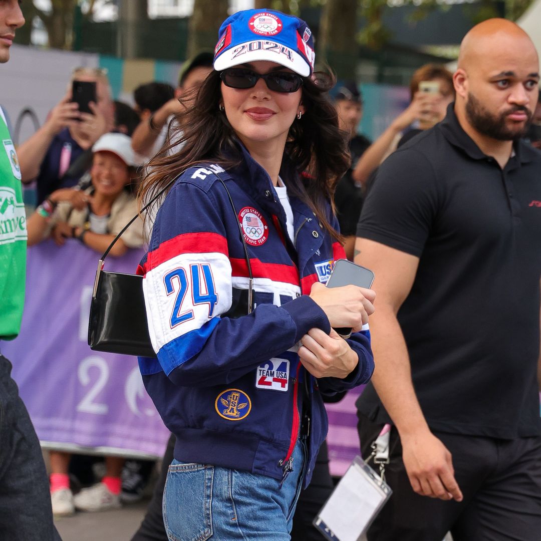 ¡Kendall Jenner ha llegado a París! Y tiene la ‘bomber jacket’ más cool para el otoño