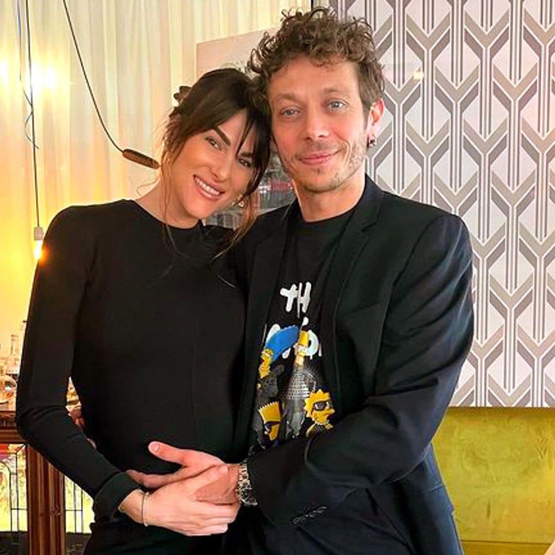 La gran fiesta de cumpleaños de Valentino Rossi antes de ser papá junto a Francesca Sofía Novello