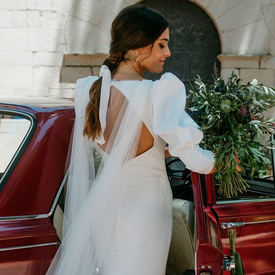 Un vestido con doble escote para la boda de Neus en Castellón