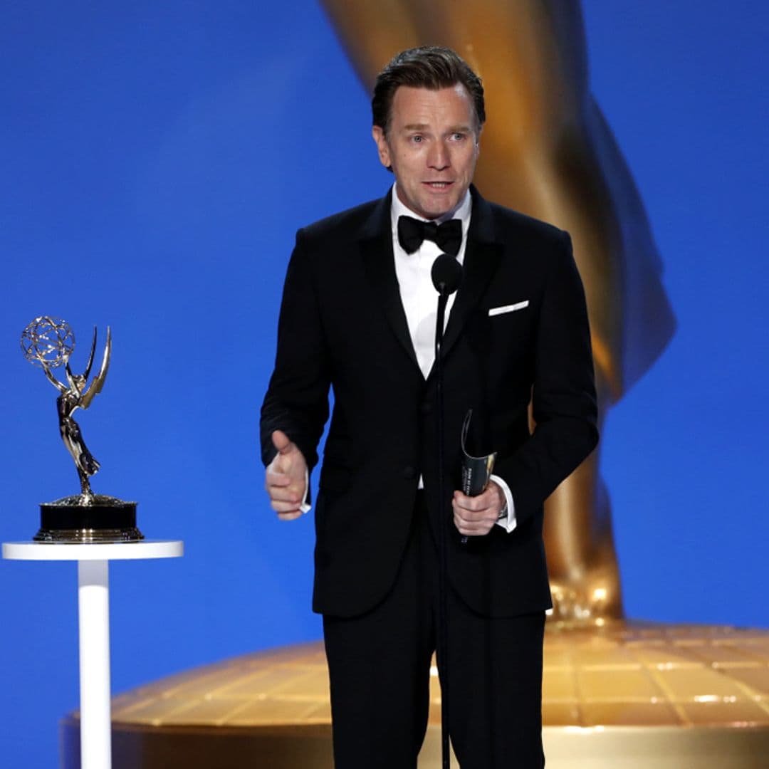 La tierna dedicatoria de Ewan McGregor a su pareja y su hijo recién nacido tras ganar el Emmy