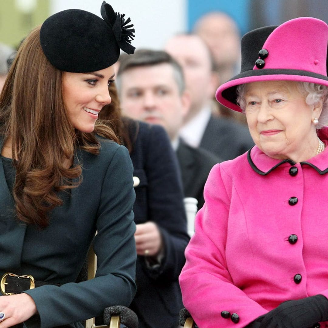 Kate Middleton copia la fórmula de estilo favorita de la reina Isabel II