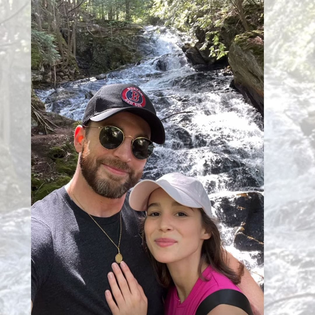 Chris Evans abre su álbum más romántico (e íntimo) con Alba Baptista