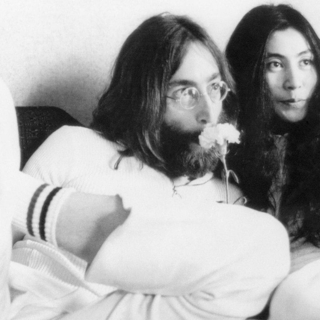 Todo lo que no sabes de Yoko Ono, ‘la mujer más atacada del mundo’, en su 90 cumpleaños