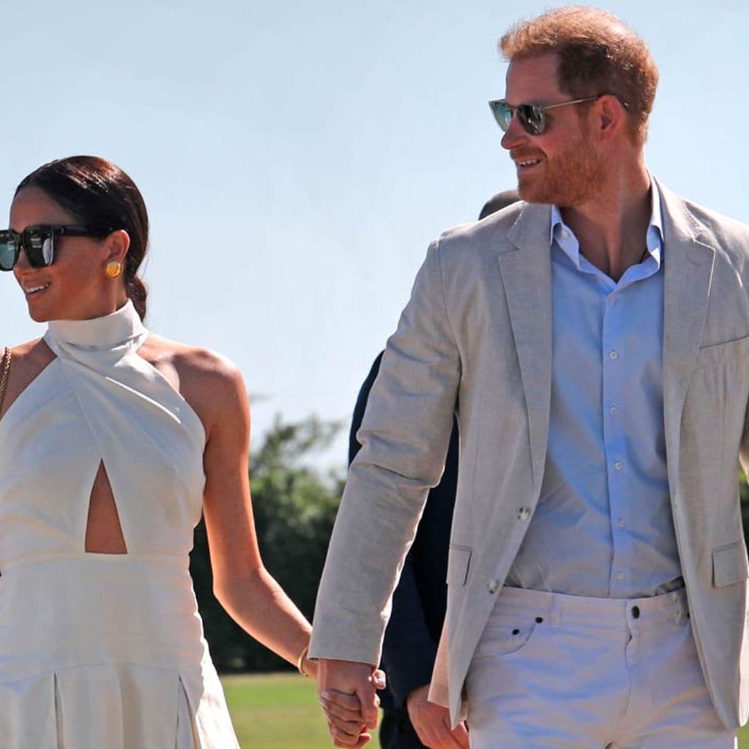 Meghan Markle, reina del lujo silencioso con un sofisticado vestido blanco inspirado en Marilyn Monroe