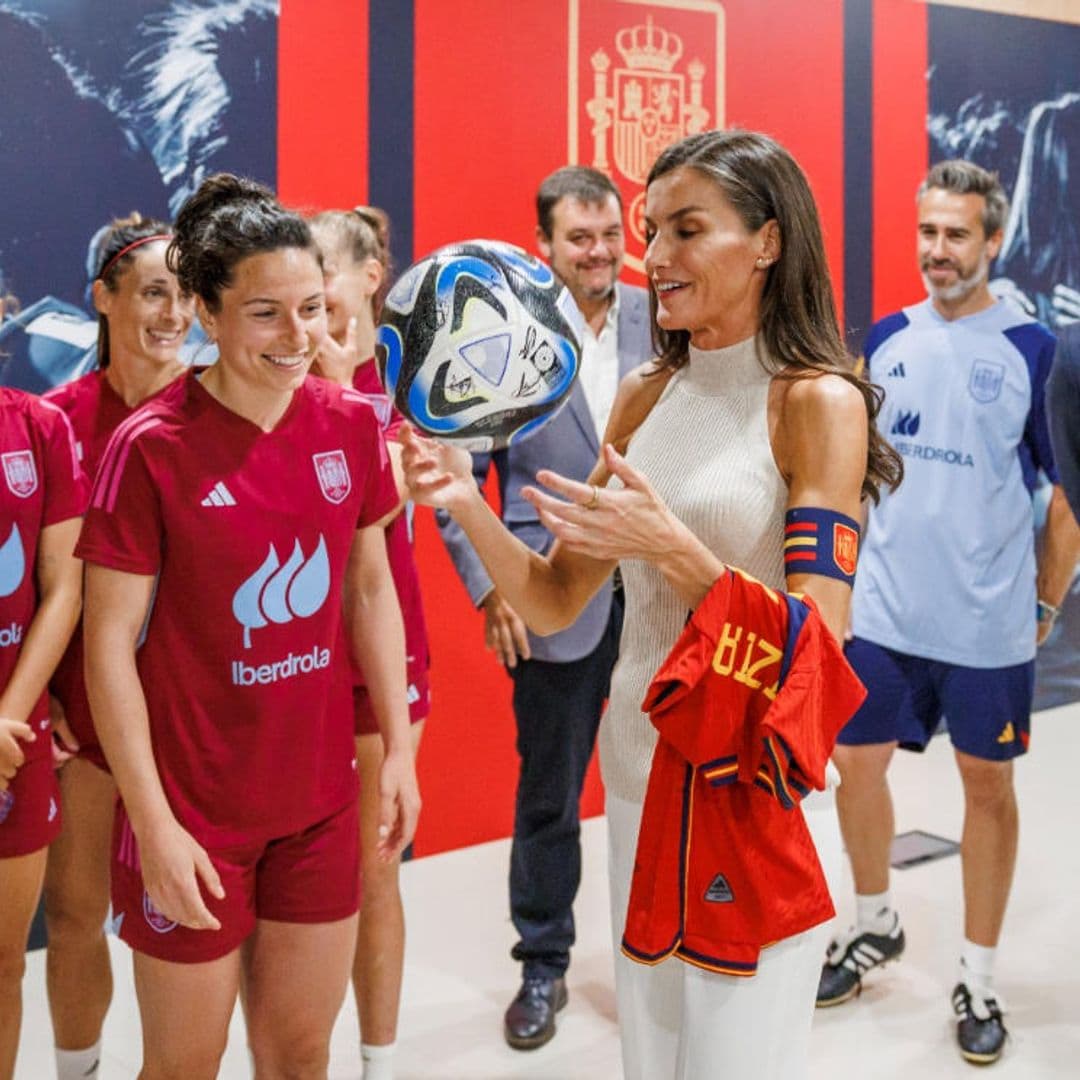 Escucha las inspiradoras palabras que la reina Letizia ha dedicado a las  jugadoras de la selección de fútbol