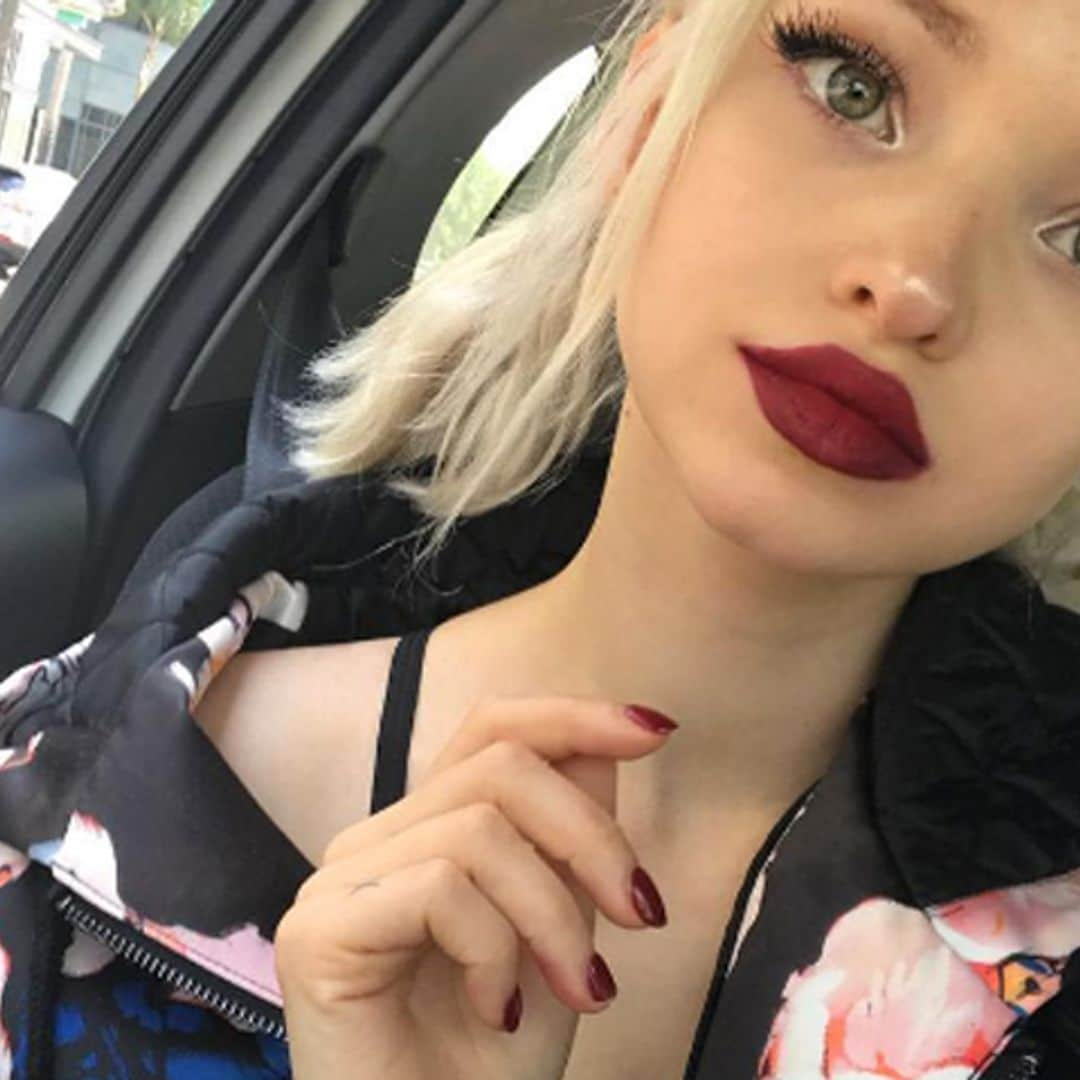 Cuatro errores que debes evitar a la hora de utilizar el cosmético favorito de Dove Cameron