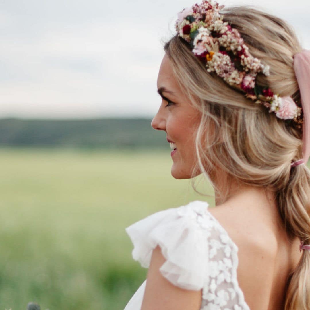 Diademas y tocados diseñados para novias con velo