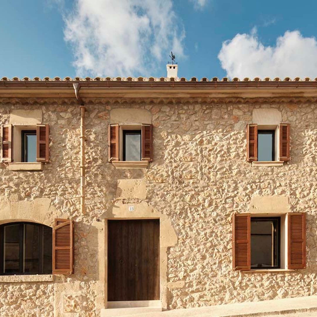 Esta casa en Mallorca 'inventa' un nuevo estilo: minimalismo rústico
