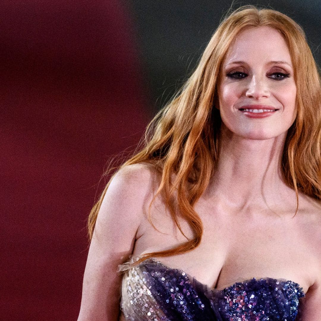 La supermelena de Jessica Chastain, el 'wet look' de Marta Nieto y toda la belleza de San Sebastián