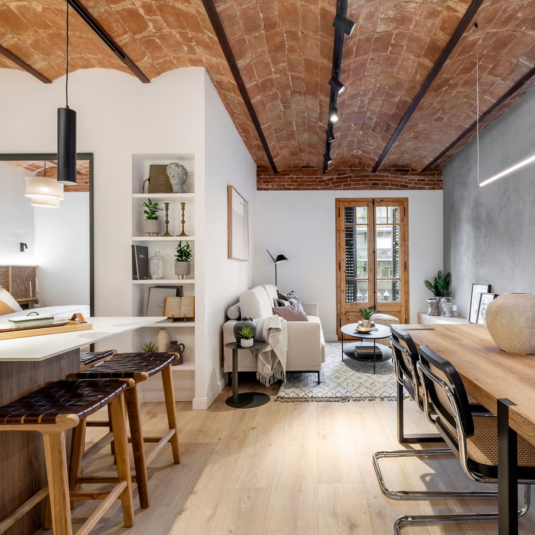 Un piso de estilo bohemio en Barcelona que sorprende en solo 60 m²