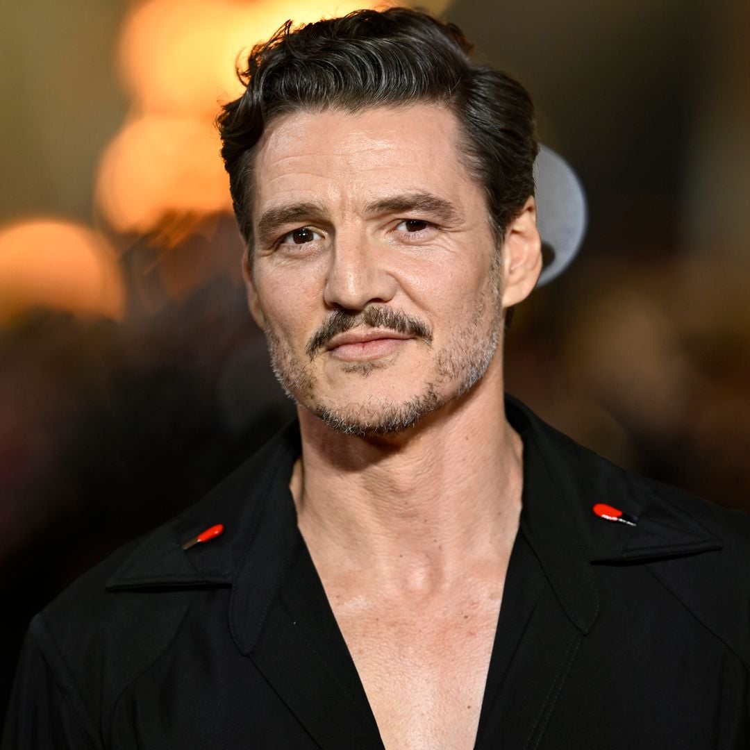 Pedro Pascal se pronuncia sobre su posible romance con Jennfier Aniston días después de su cena en Los Ángeles