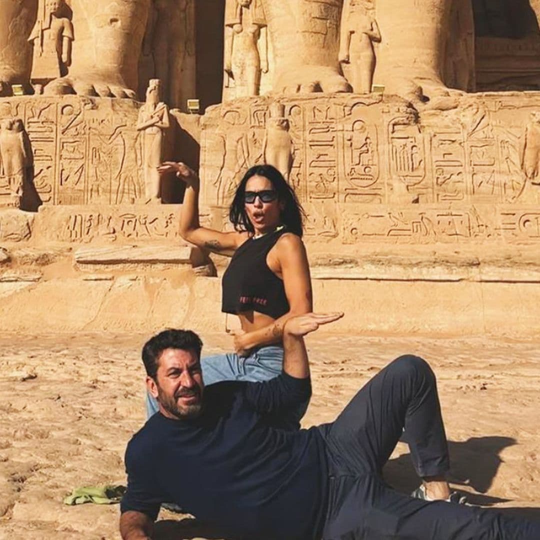 El divertidísimo viaje a Egipto de Lorena Castell con su hijo y Arturo Valls navegando por el Nilo y visitando las pirámides