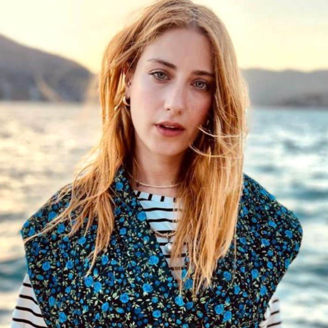 El motivo por el que la actriz Hazal Kaya se enfrenta a dos años de prisión poco después de dar a luz a su hija