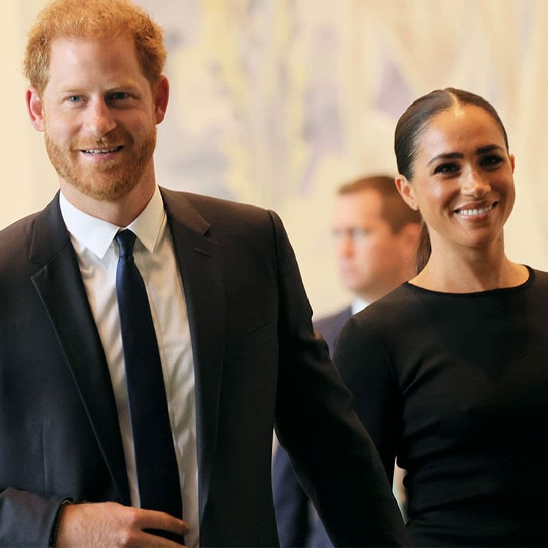 ¿Por qué el look de Meghan en NY para el discurso de Harry es tan conocido?