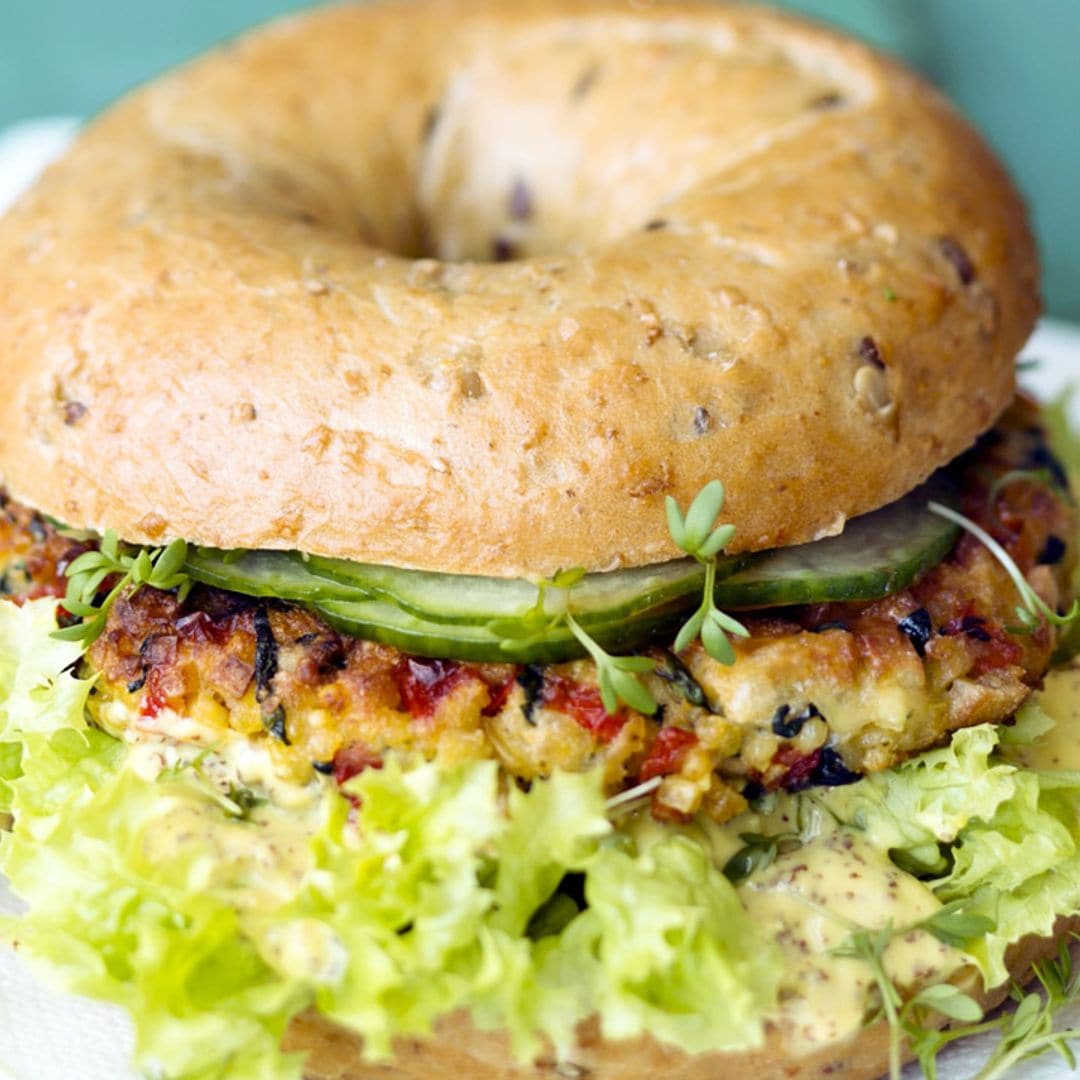 Bagel de hamburguesa de garbanzos