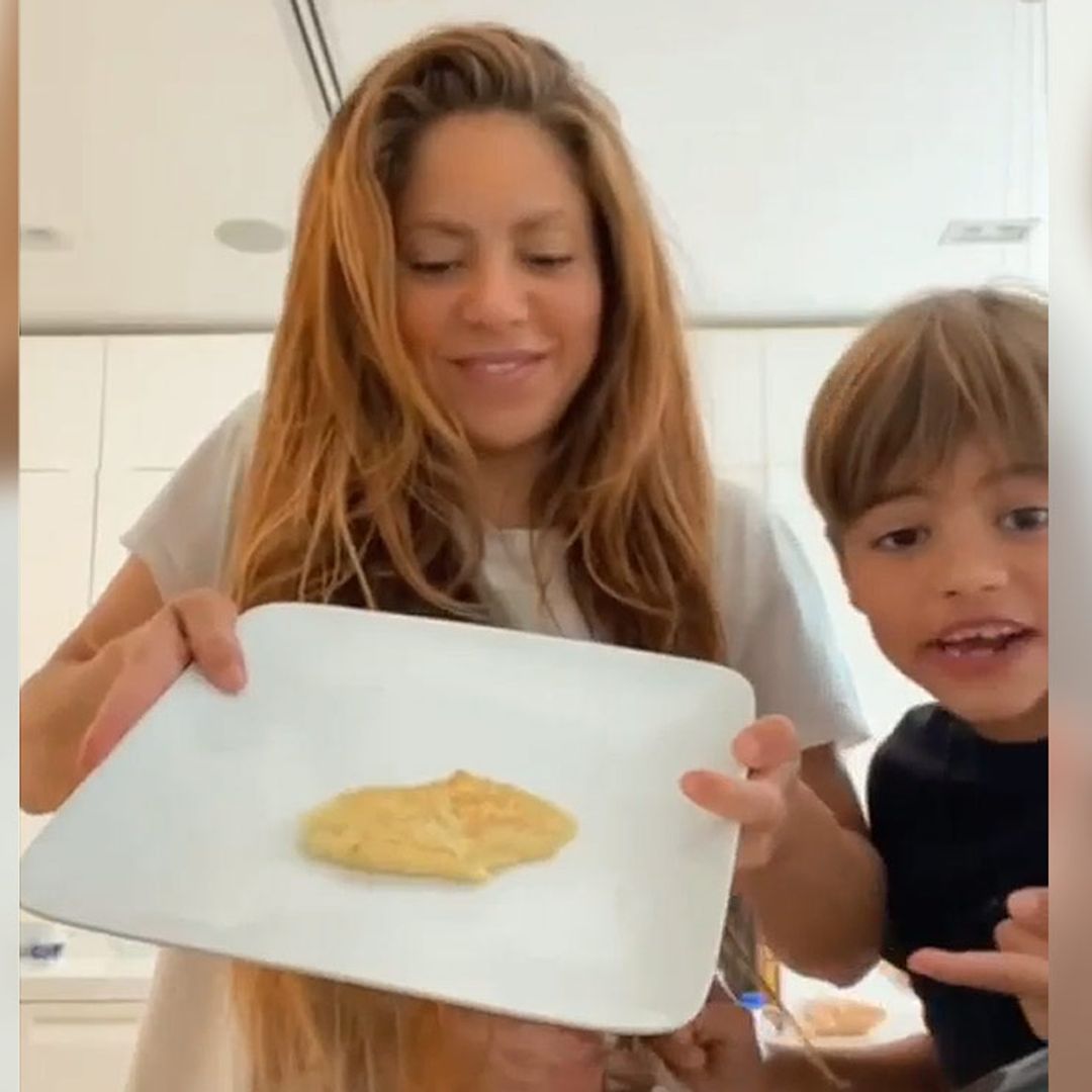 El divertidísimo vídeo de Shakira preparando tortitas con sus hijos