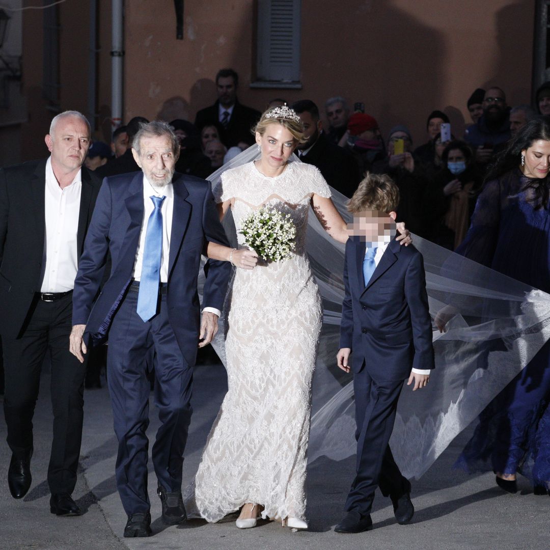 Chrysi Vardinogiannis elige al diseñador griego al que adoran reinas y princesas en su boda con Nicolás de Grecia