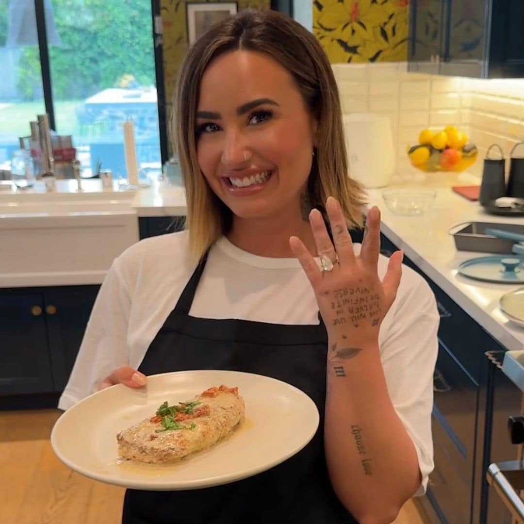 Aprende a preparar la receta de pollo especial de Demi Lovato