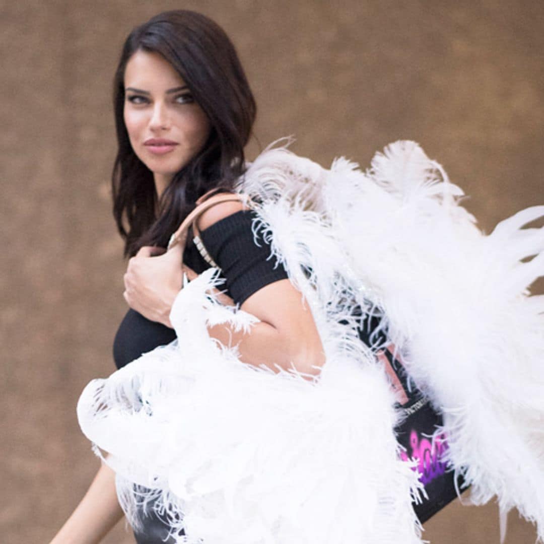 Adriana Lima pone fecha a su retirada de Victoria’s Secret