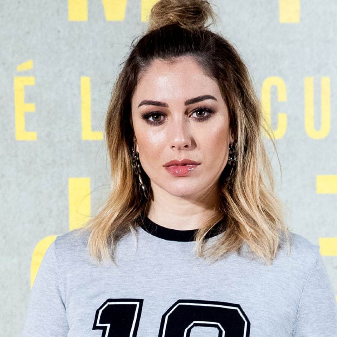 Camisa y falda 'flowy', el look de Blanca Suárez para las chicas que no quieren leggins