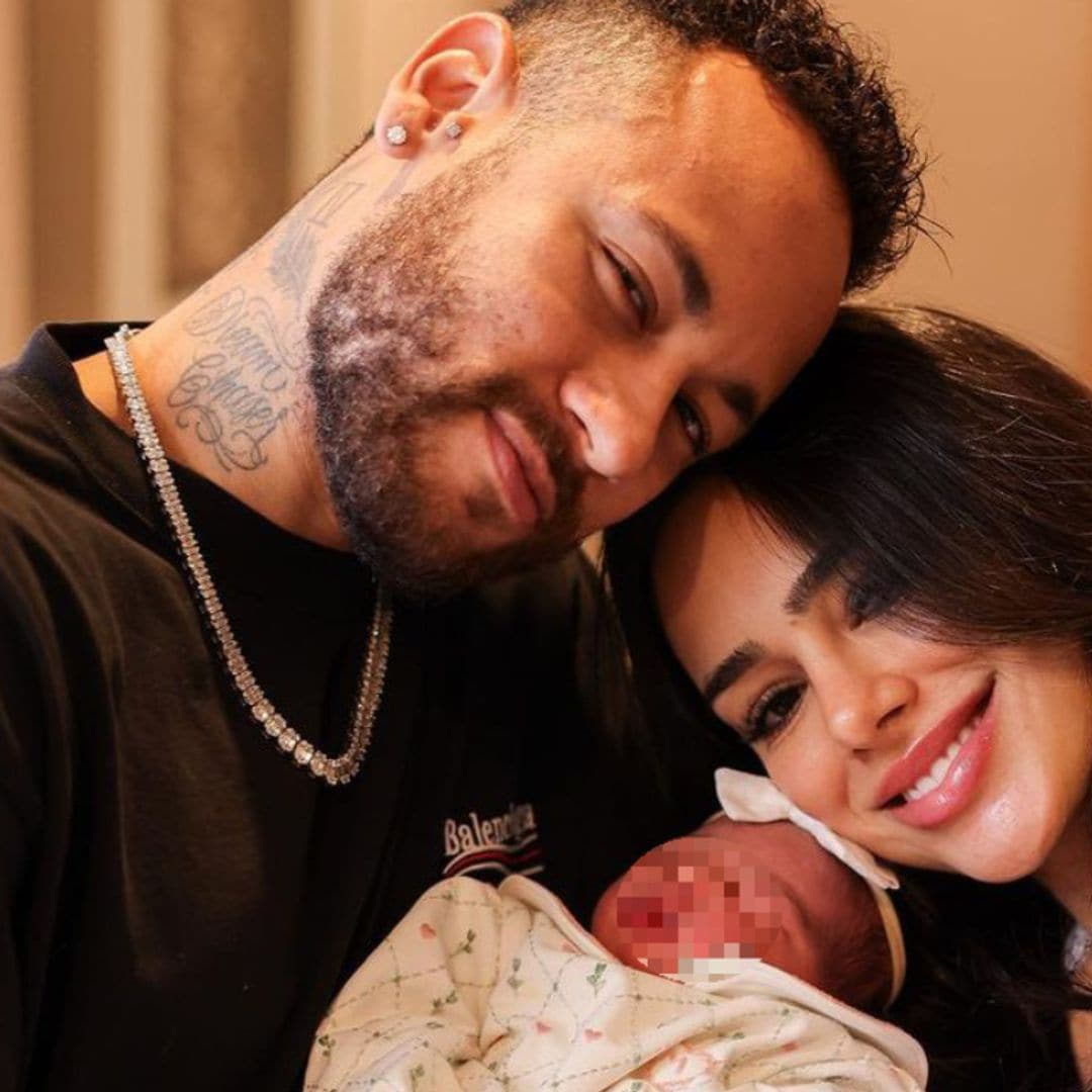 Neymar y Bruna Biancardi dan la bienvenida a su primera hija en común y comparten unas tiernas imágenes