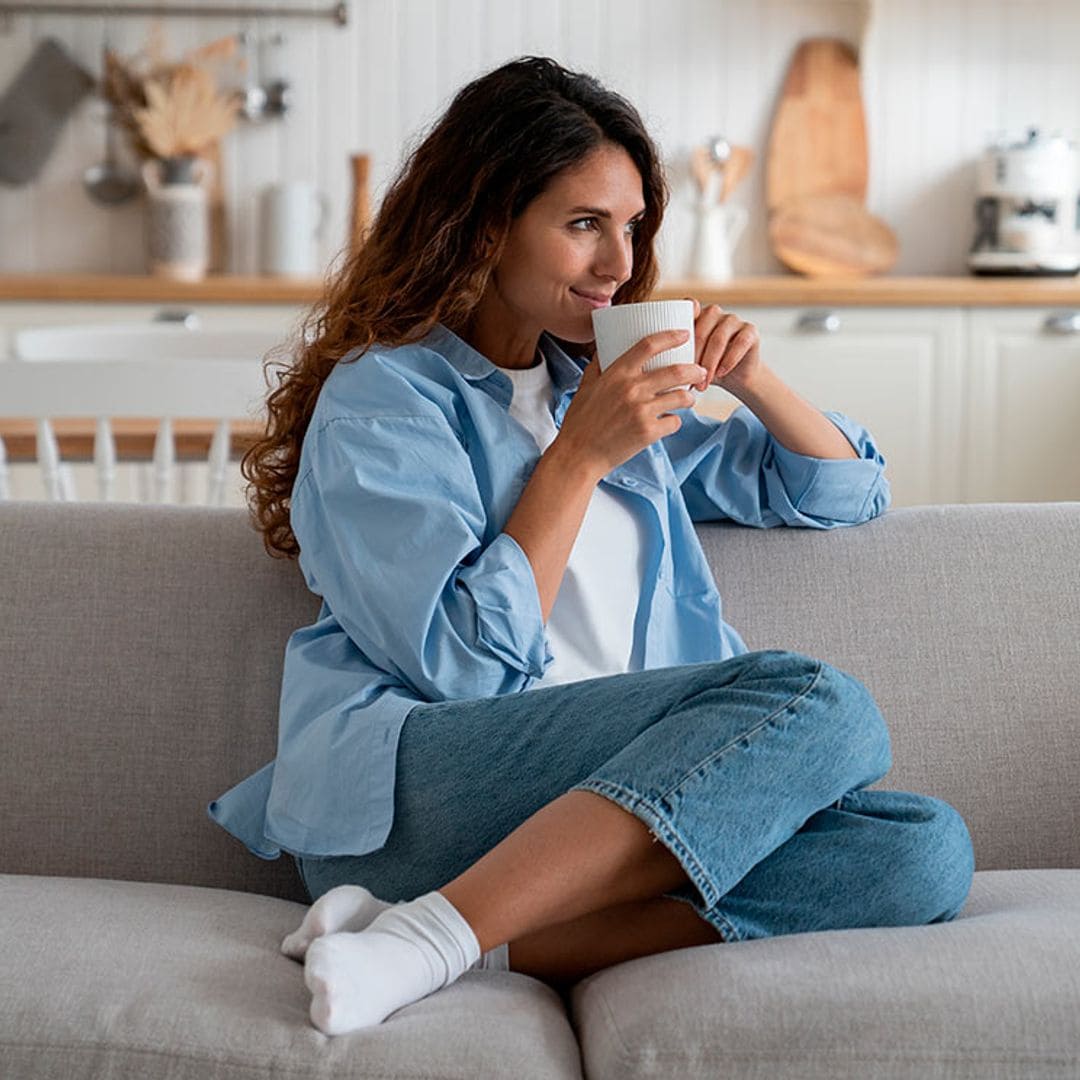 Tomar un vaso de leche caliente ayuda a dormir mejor, ¿mito o realidad?