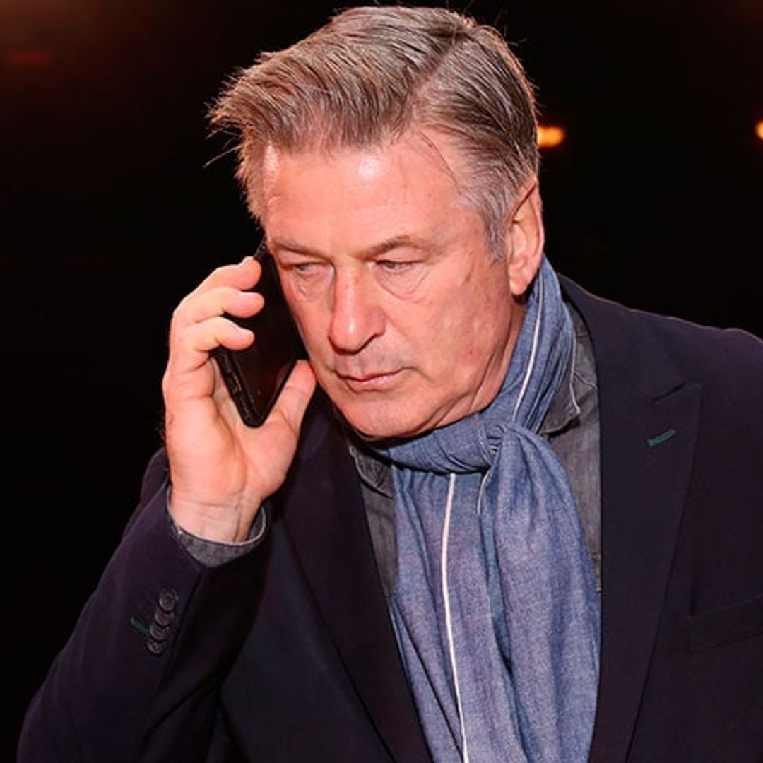 La encargada de las armas en el set de la cinta de Alec Baldwin rompe el silencio