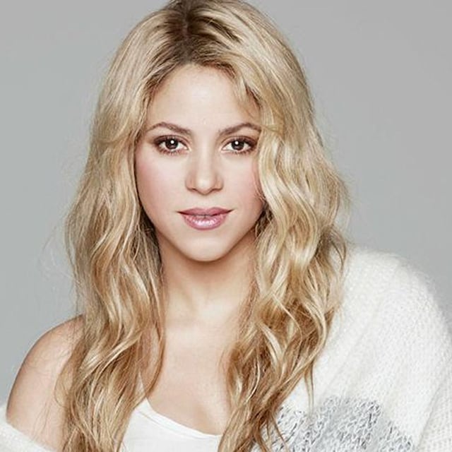 shakira pique 3a