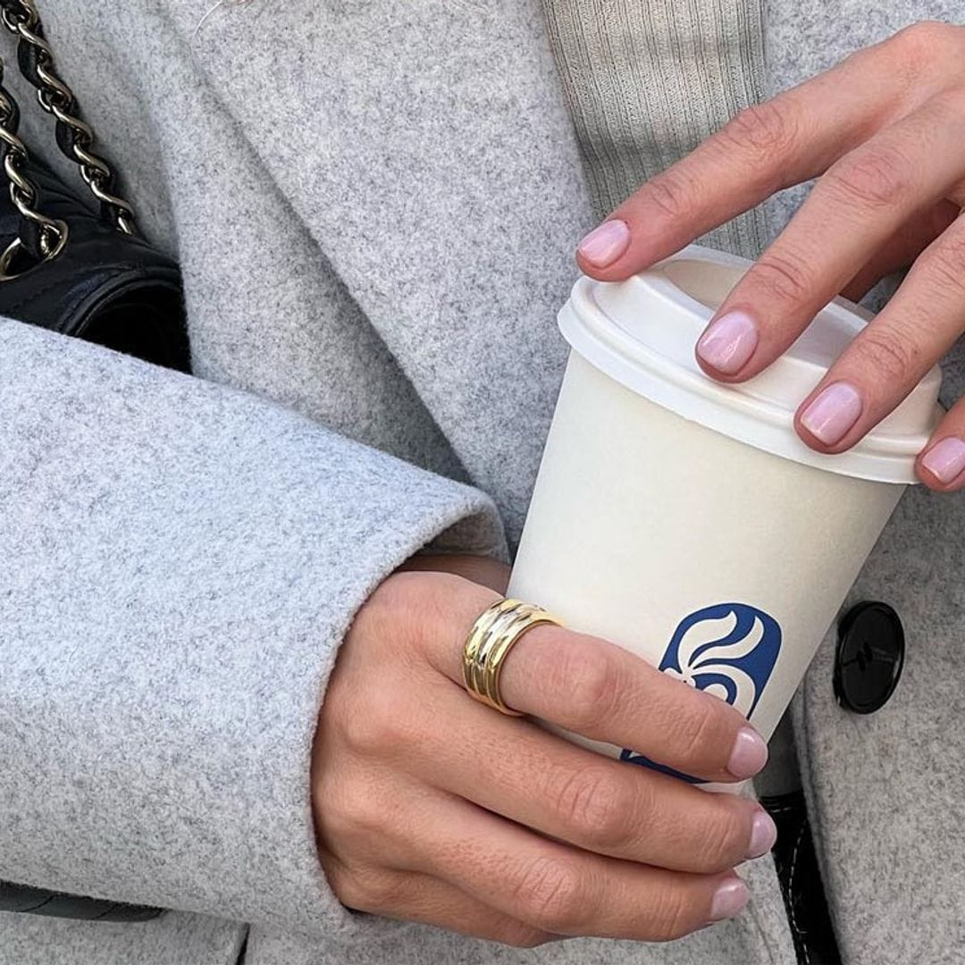 La manicura natural triunfa entre las 'influencers': elegimos nuestros esmaltes favoritos