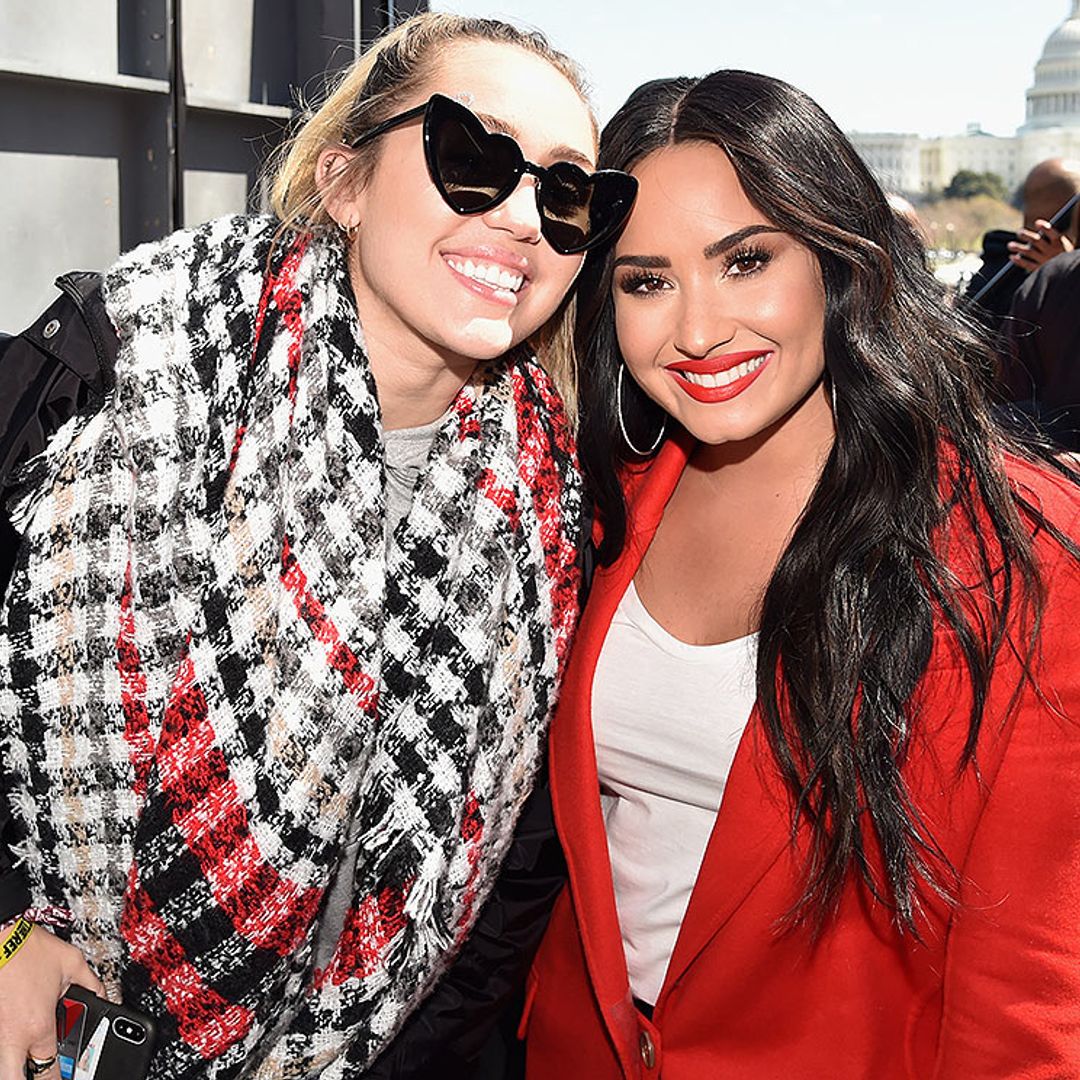 Miley Cyrus y Demi Lovato, unidas por el confinamiento, hablan sobre los baches de su amistad