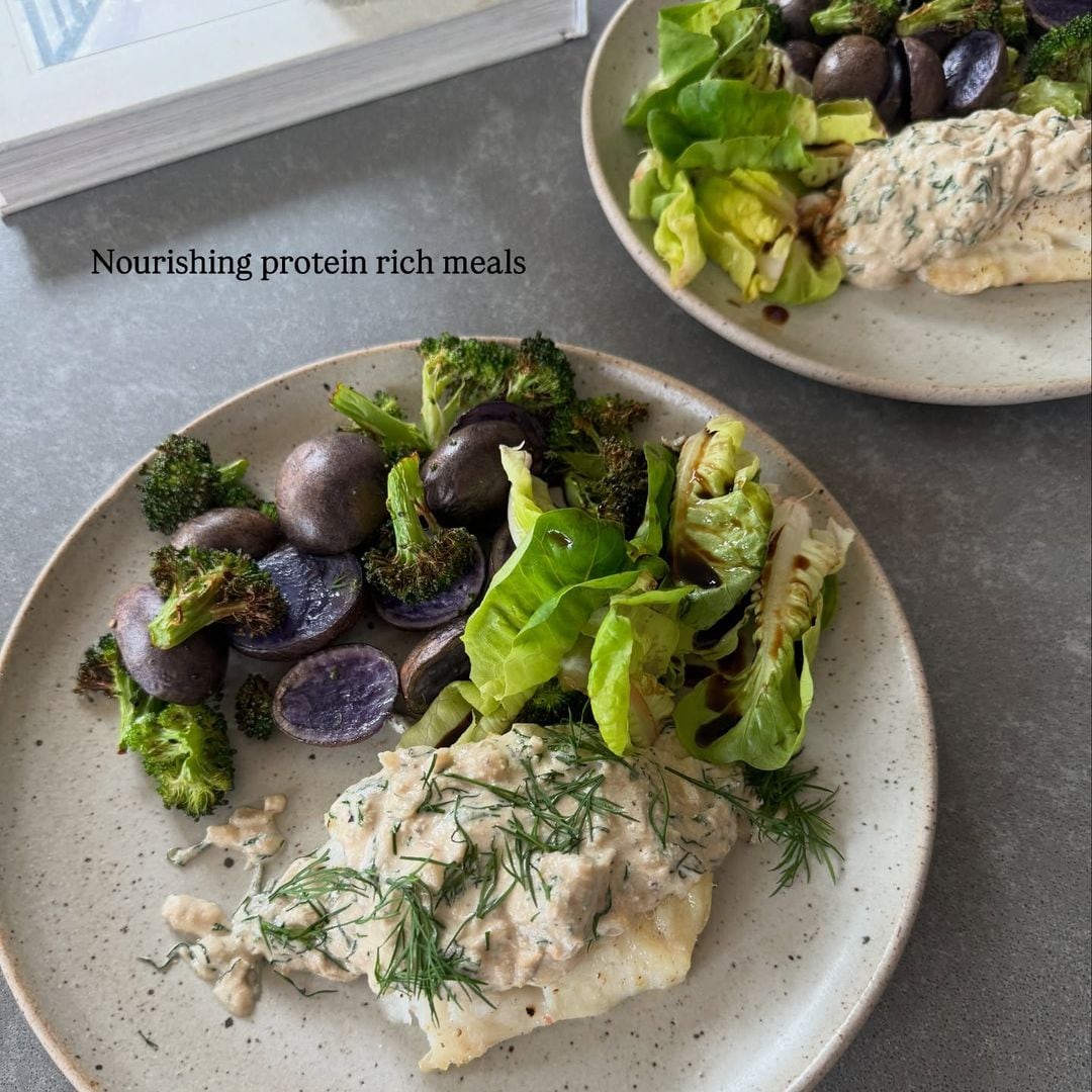 Comida saludable con alimentos de temporada