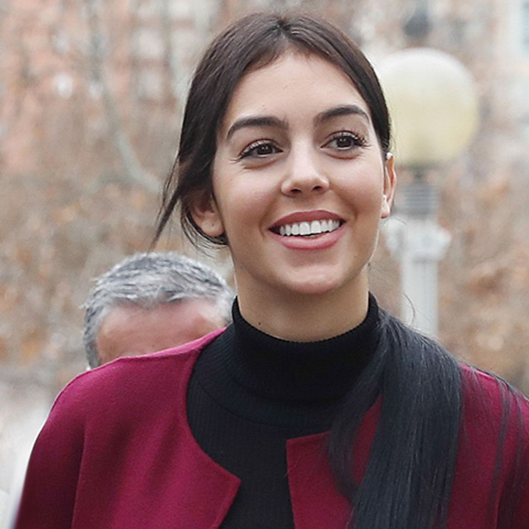 Georgina Rodríguez utiliza el producto favorito de las 'celebrities' para blanquear sus dientes