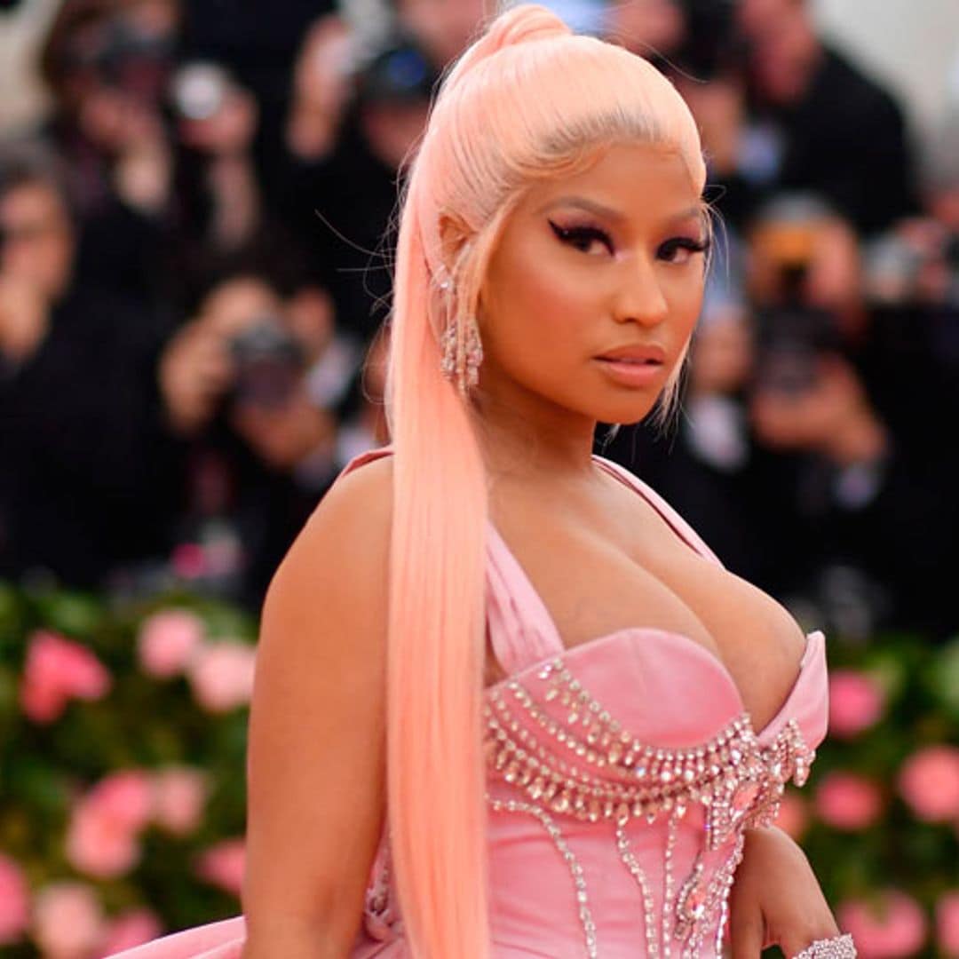 Los secretos de Nicki Minaj para una piel de porcelana