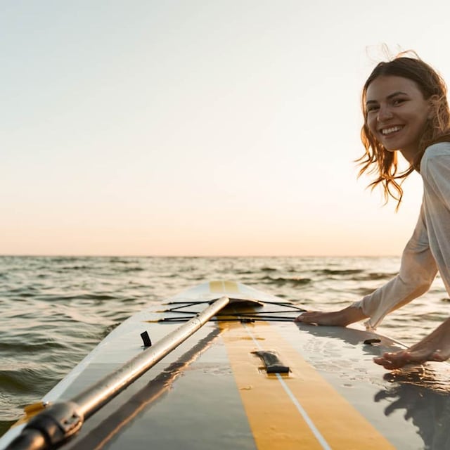 paddle surf chica