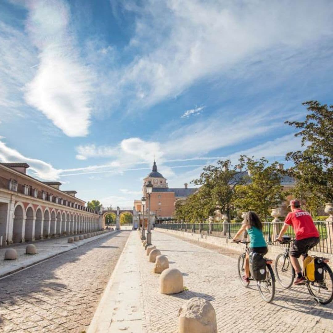 En bicicleta por los pueblos y paisajes más bonitos de Madrid