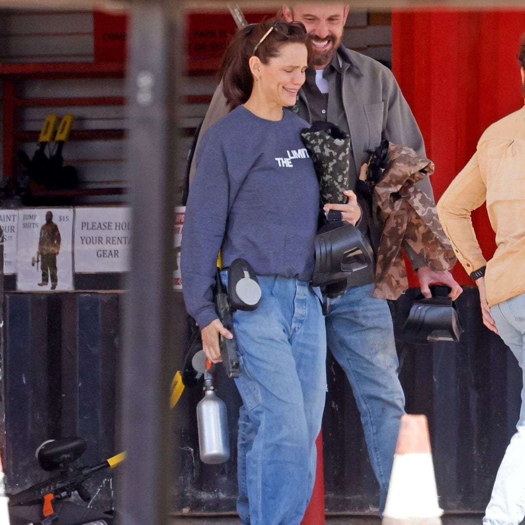 Ben Affleck y Jennifer Garner, como dos niños jugando al paintball en el cumple de su hijo Samuel