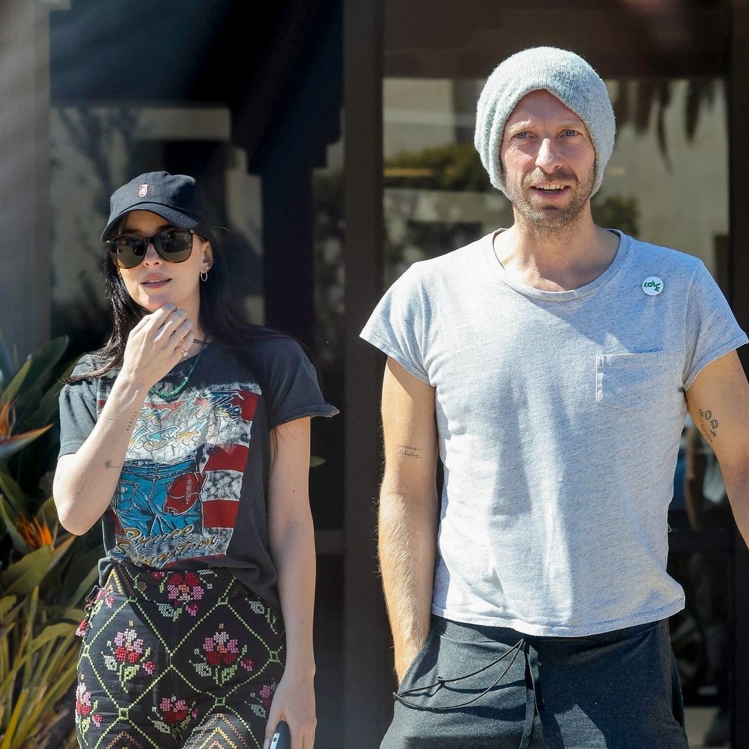 La prueba de que Dakota Johnson y Chris Martin siguen juntos a pesar de los rumores de ruptura