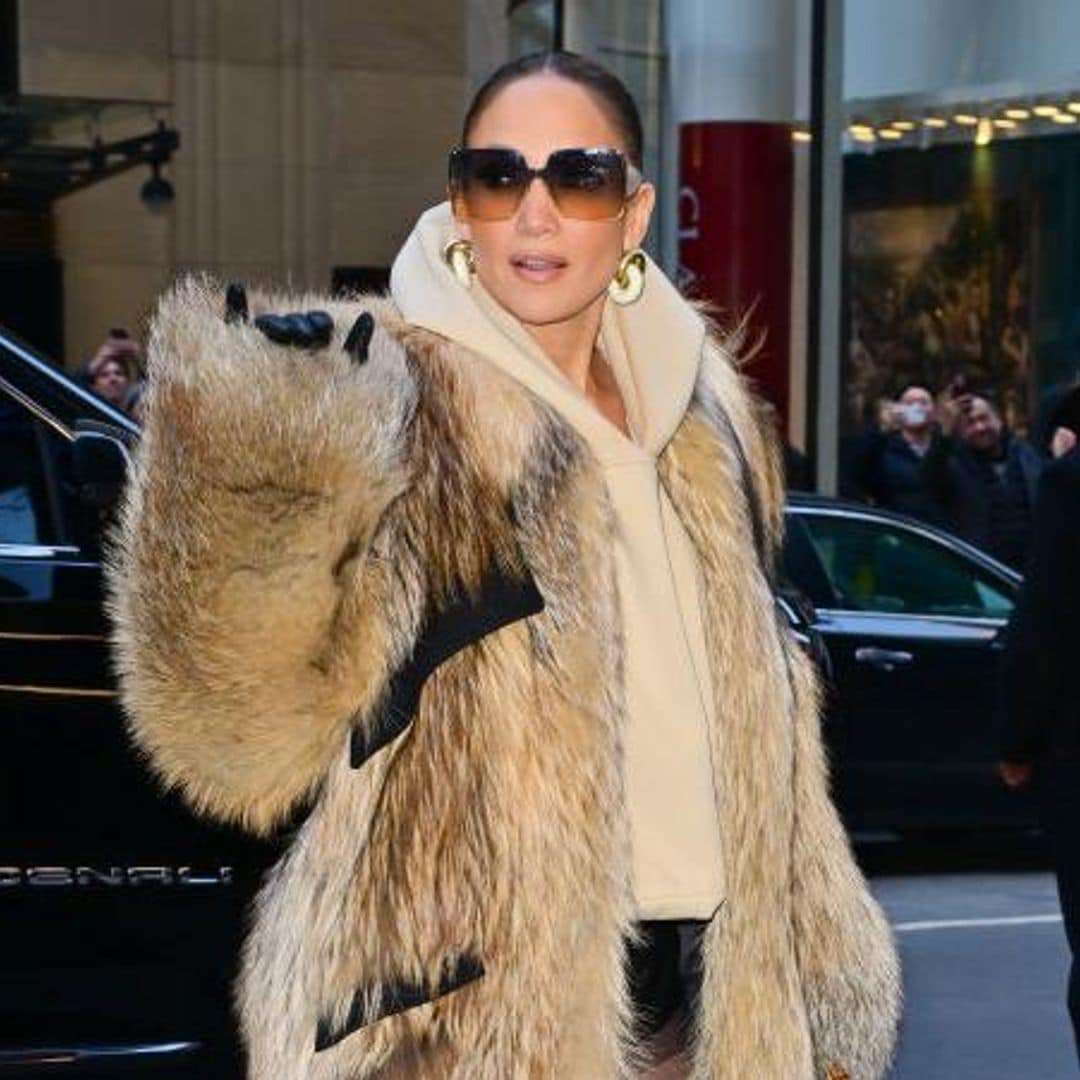 Jennifer Lopez domina la tendencia ‘no pants’ en Nueva York