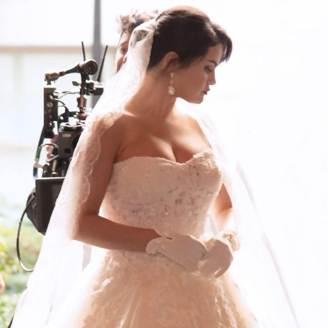 ¿Qué hacía Selena Gomez vestida de novia?