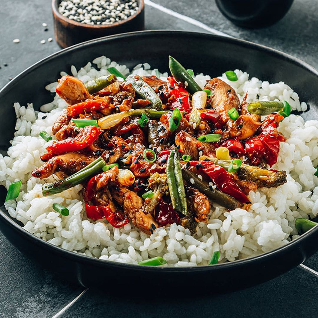 'Wok' de heura con arroz y verduras al 'lemon grass'