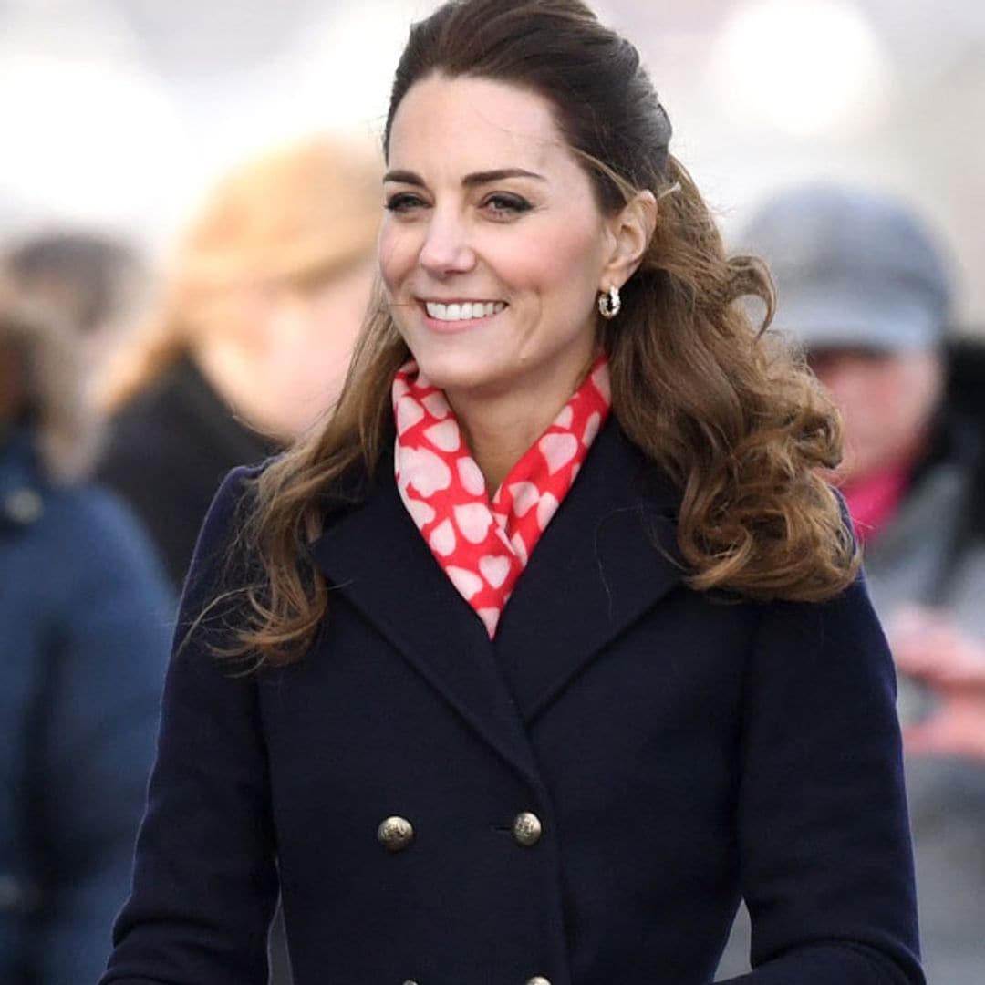 Convierte el vestido rebajado de Kate Middleton en tu mejor compra de San Valentín